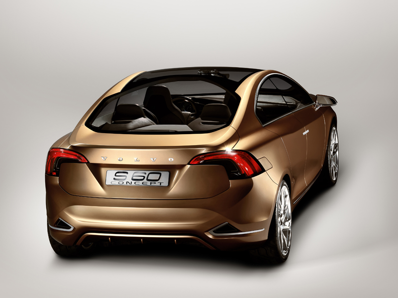 Illustration for article titled Crafting The Authentic Swedish Crystal Console Of The Volvo S60 Concept